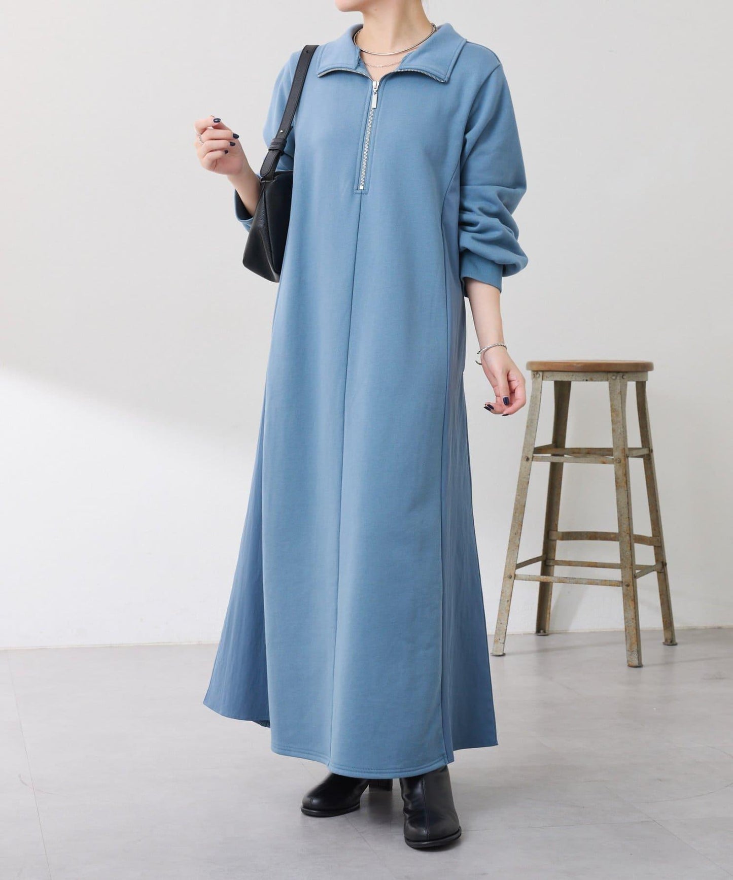 異材質拼接半拉鍊連衣裙