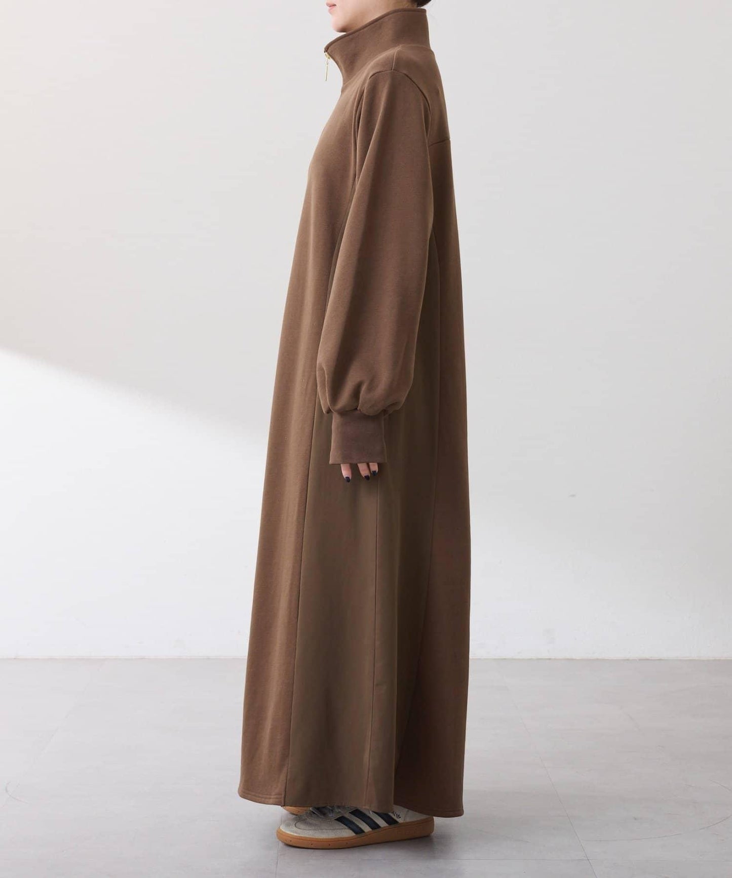 異材質拼接半拉鍊連衣裙