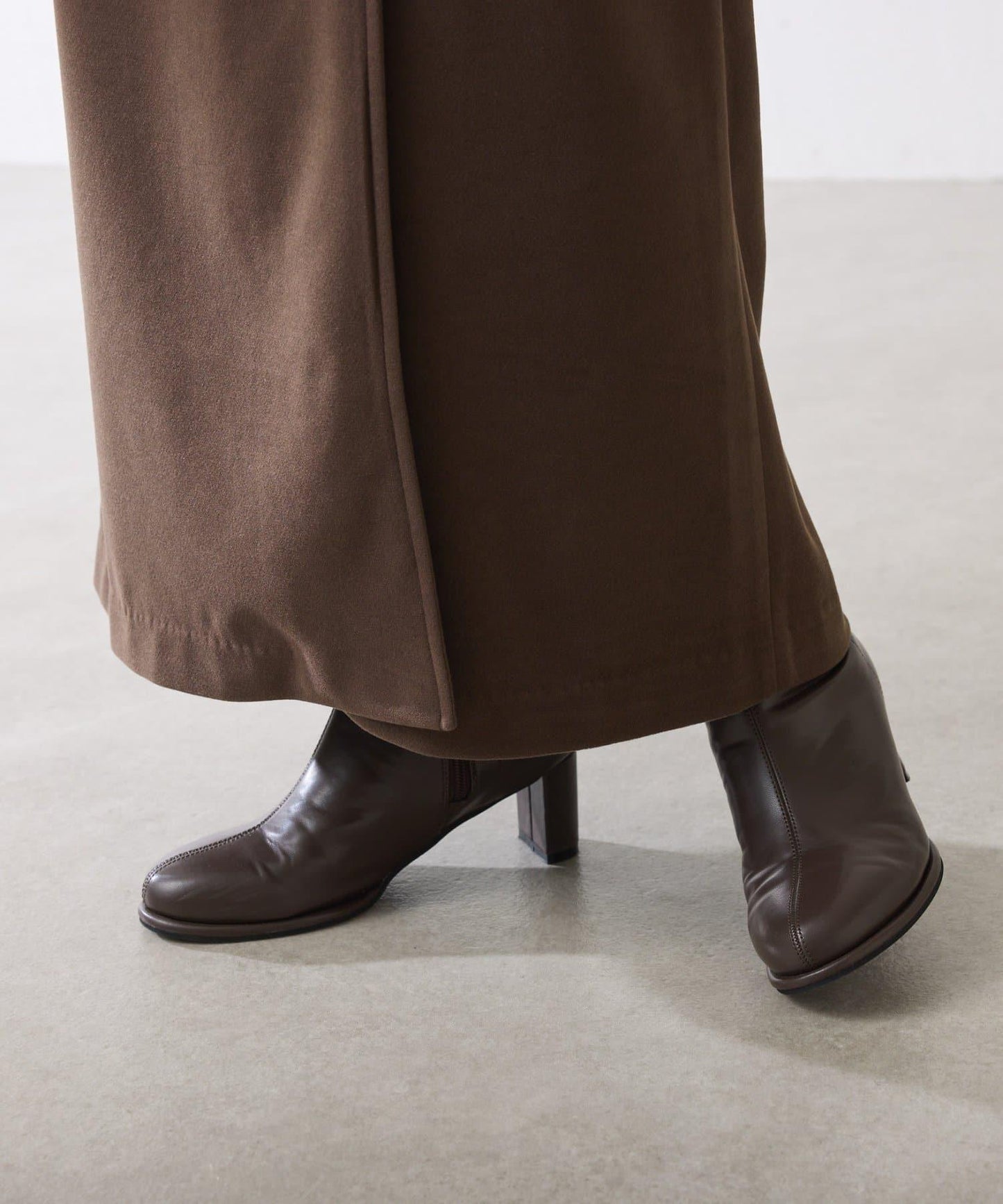 【可調節腰圍】側邊腰帶修身半身裙