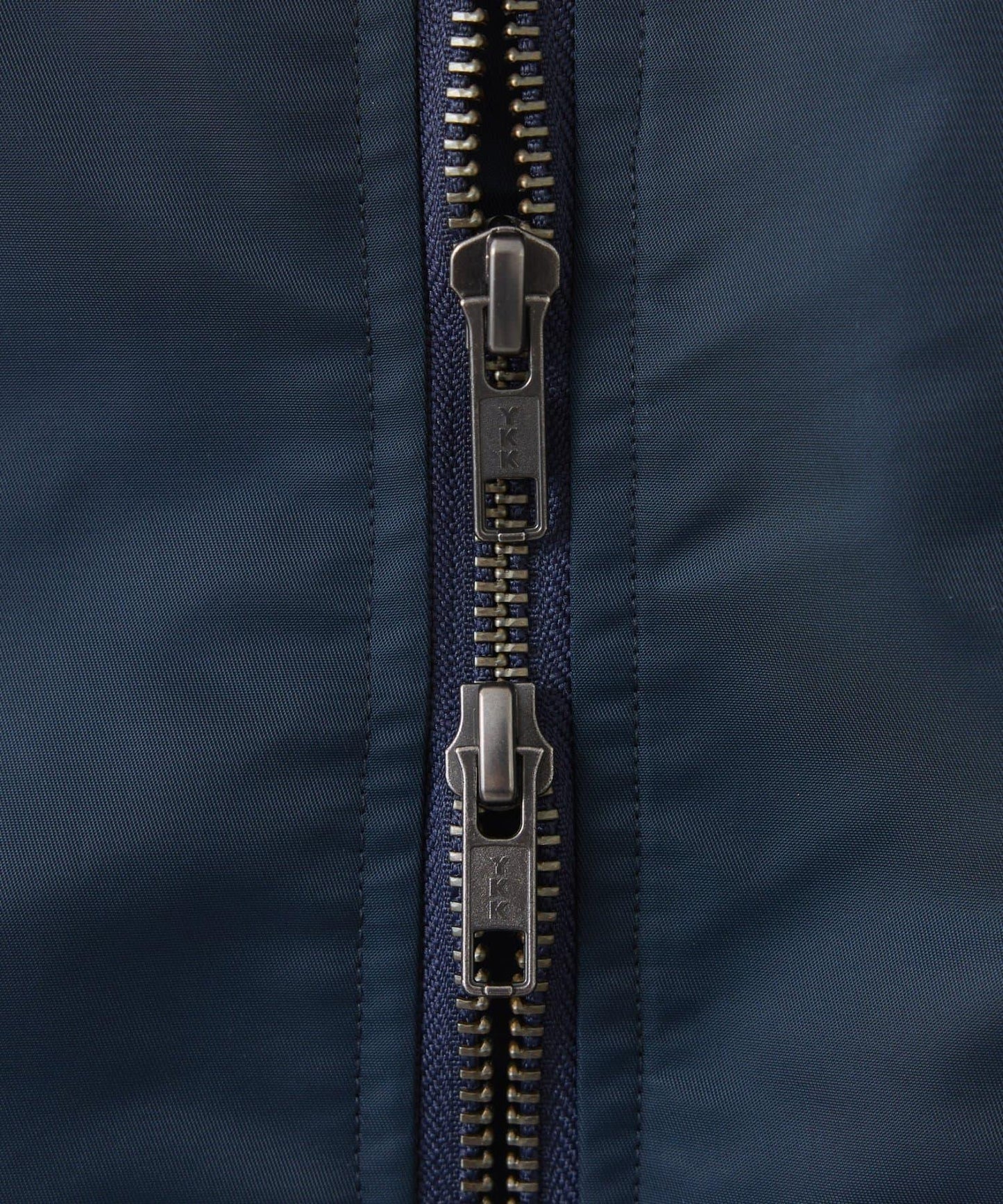 拼接MA-1飛行夾克