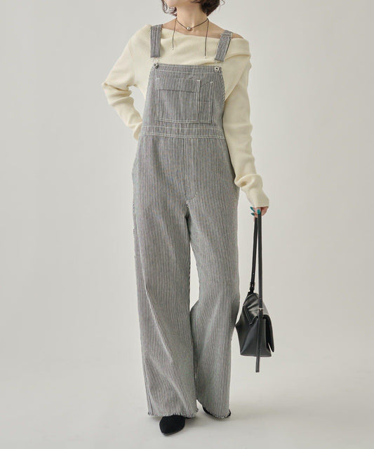 背部設計連體褲