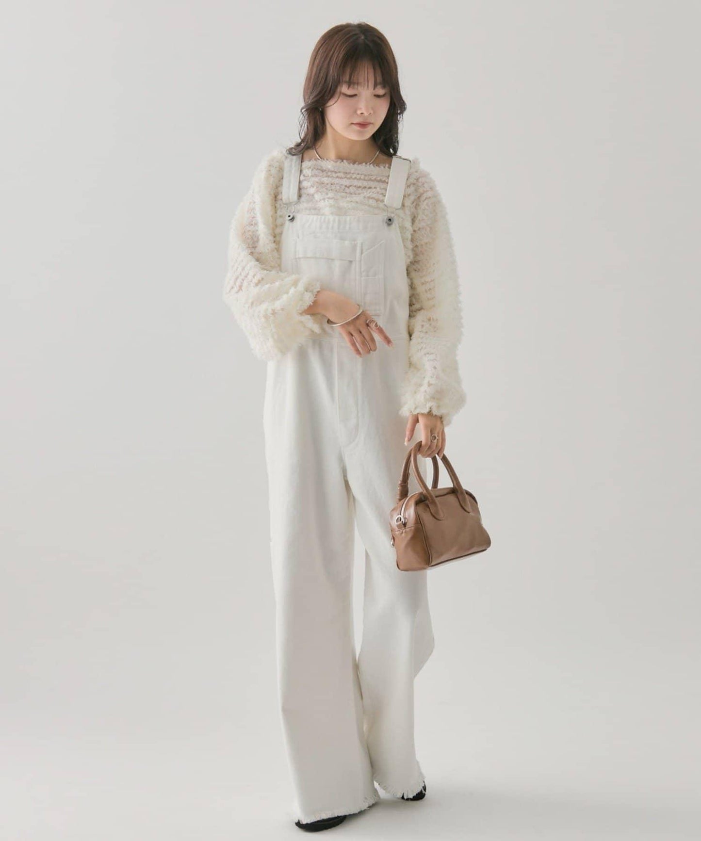 背部設計連體褲