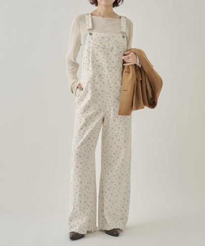 背部設計連體褲