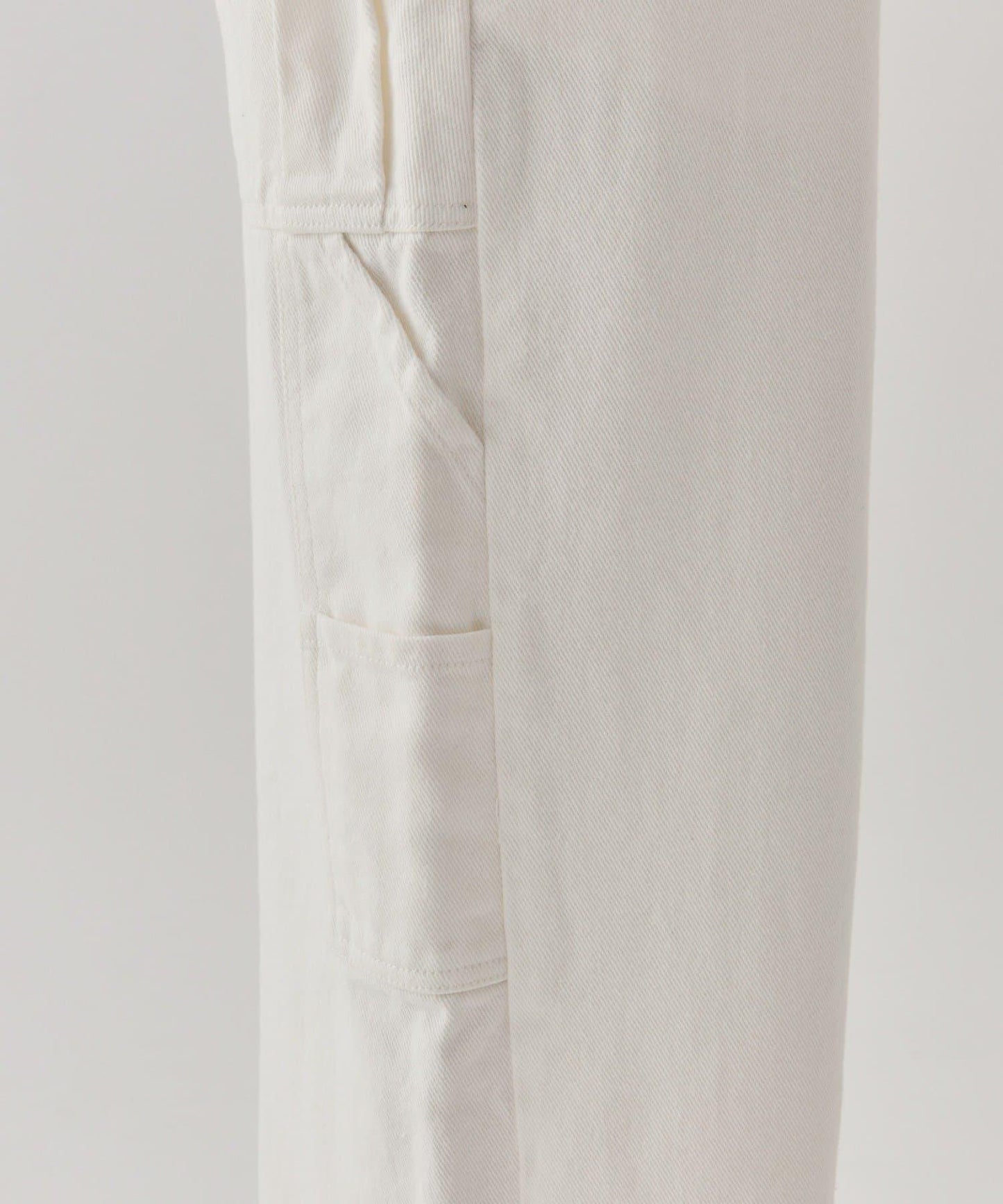 背部設計連體褲