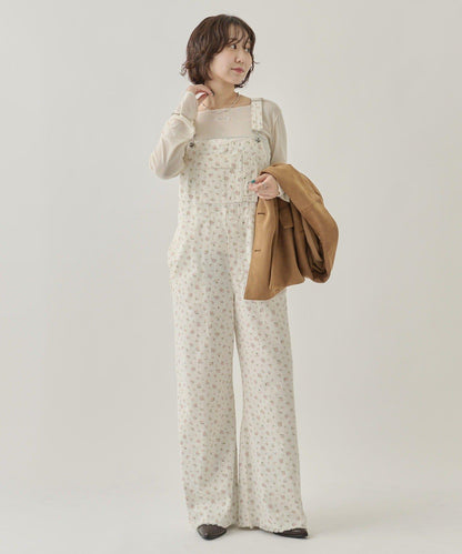 背部設計連體褲