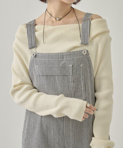 背部設計連體褲