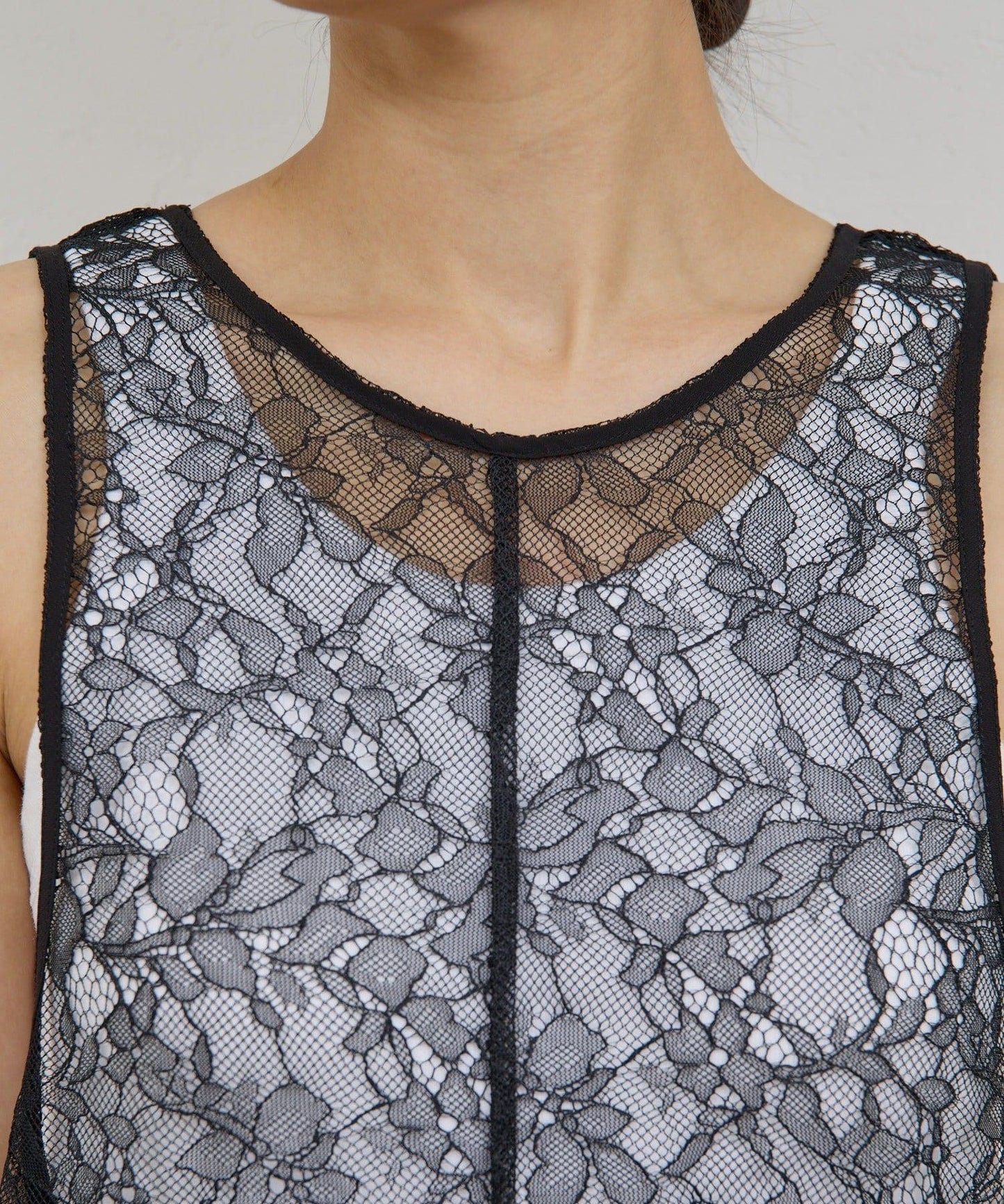 【近期開始】【加一件更顯華麗】【前後兩穿】蕾絲連衣裙