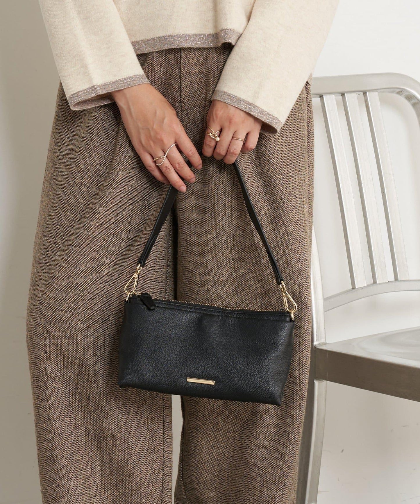 帶金屬牌真皮迷你包