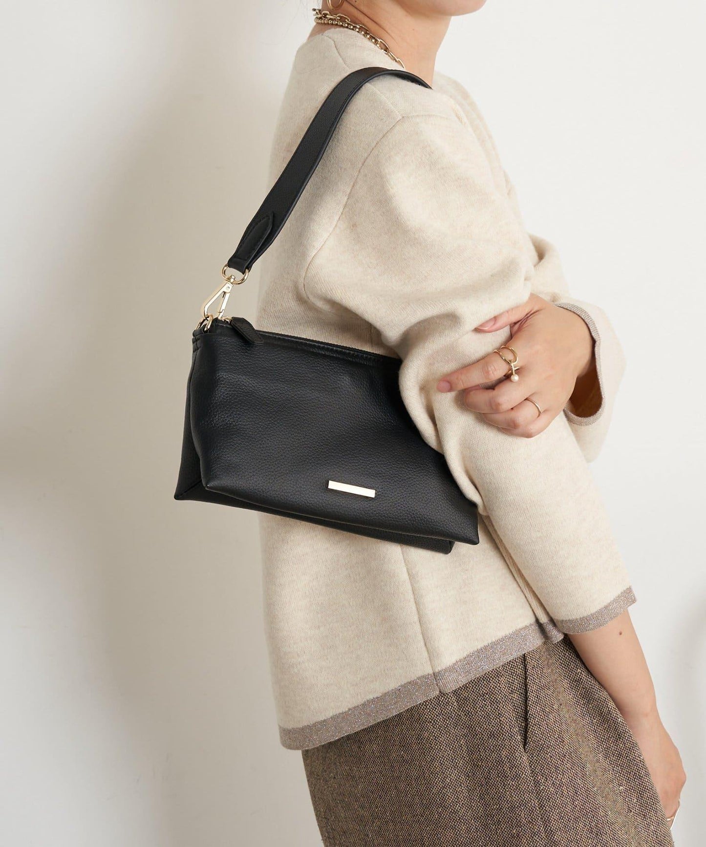 帶金屬牌真皮迷你包