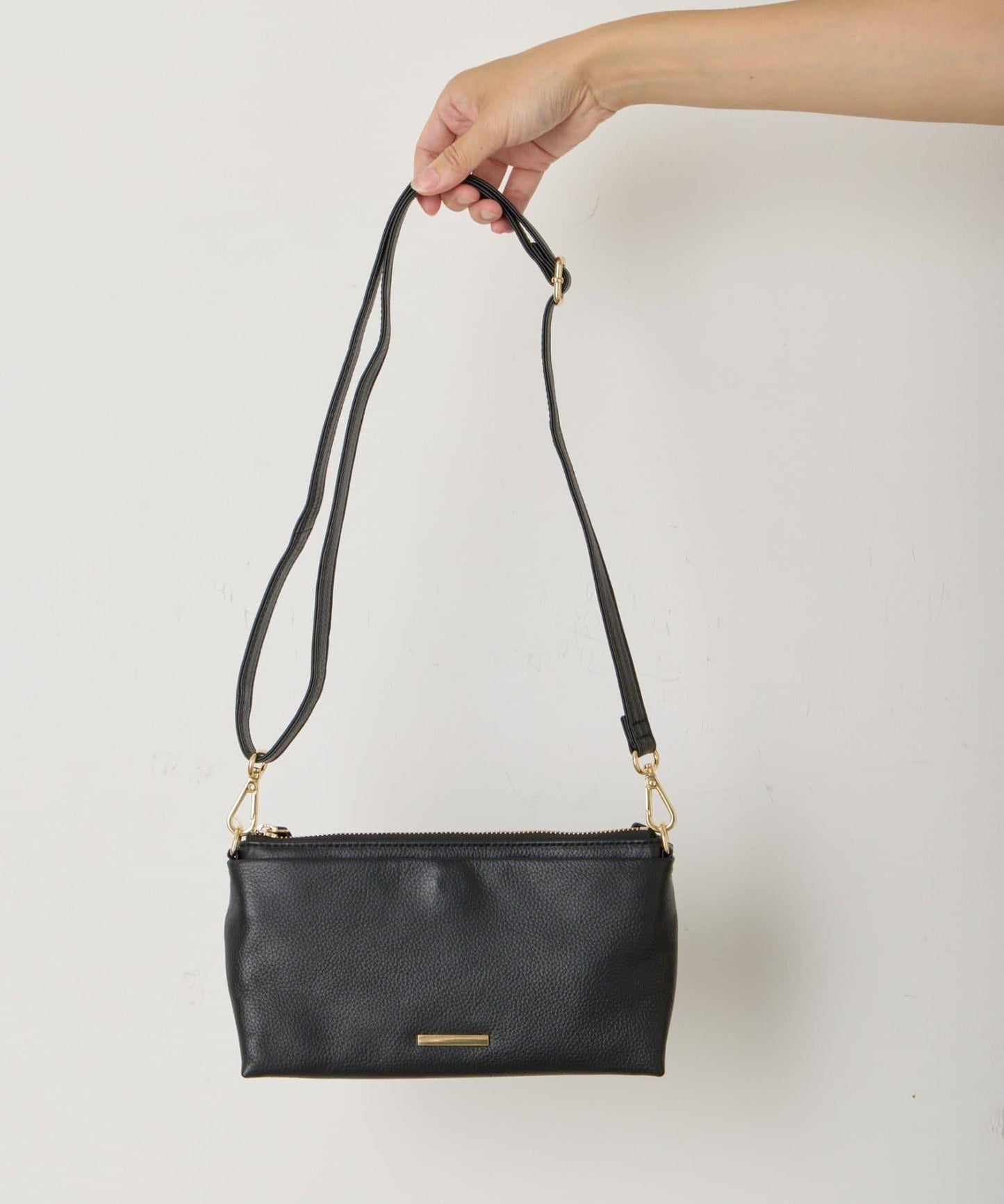 帶金屬牌真皮迷你包