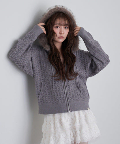 帶毛絨連帽抽繩胸部刺繡衛衣