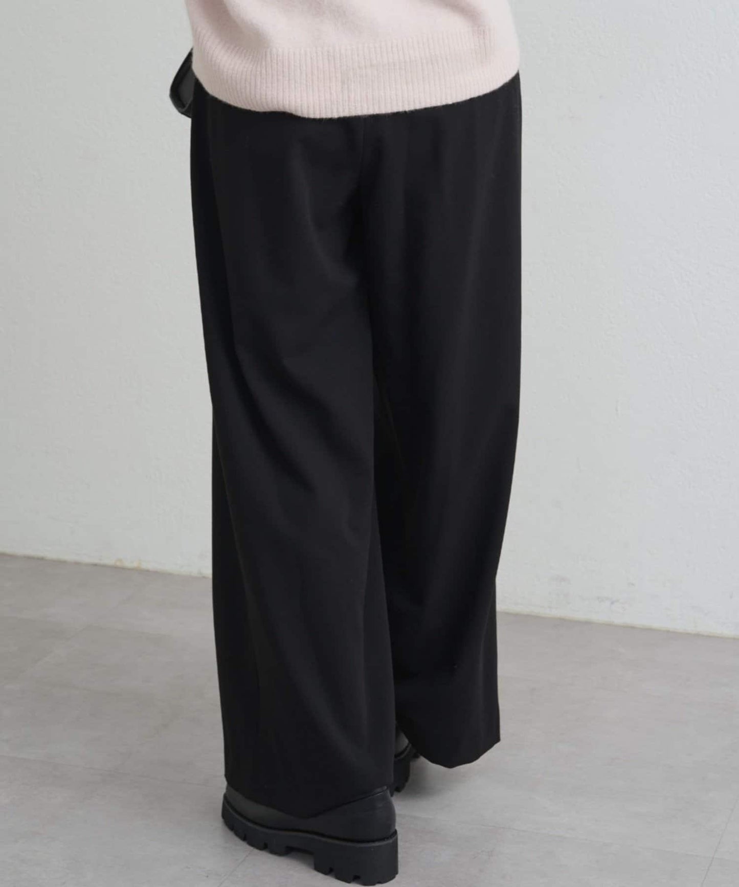 【限時優惠券適用】TR3褶皺寬鬆長褲