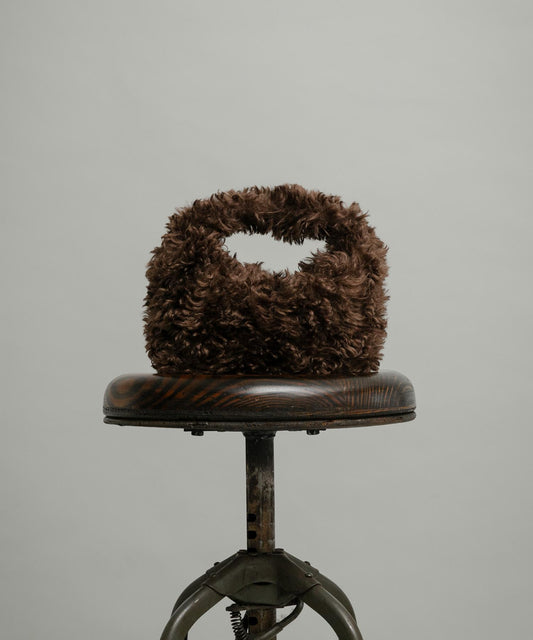 LE VERNIS 仿皮草迷你手提包