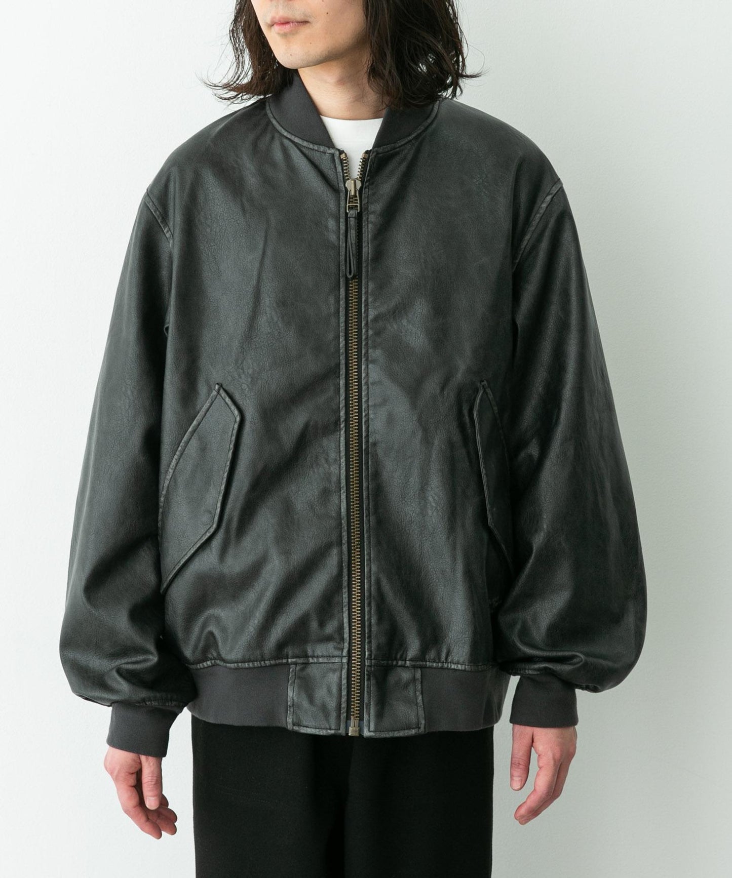 ARMY TWILL 仿皮革短夾克