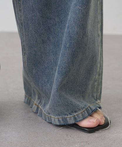 剪裁做舊牛仔布