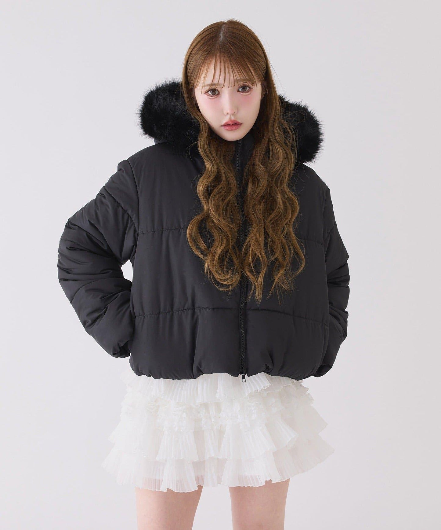 帶毛領短款仿羽絨服