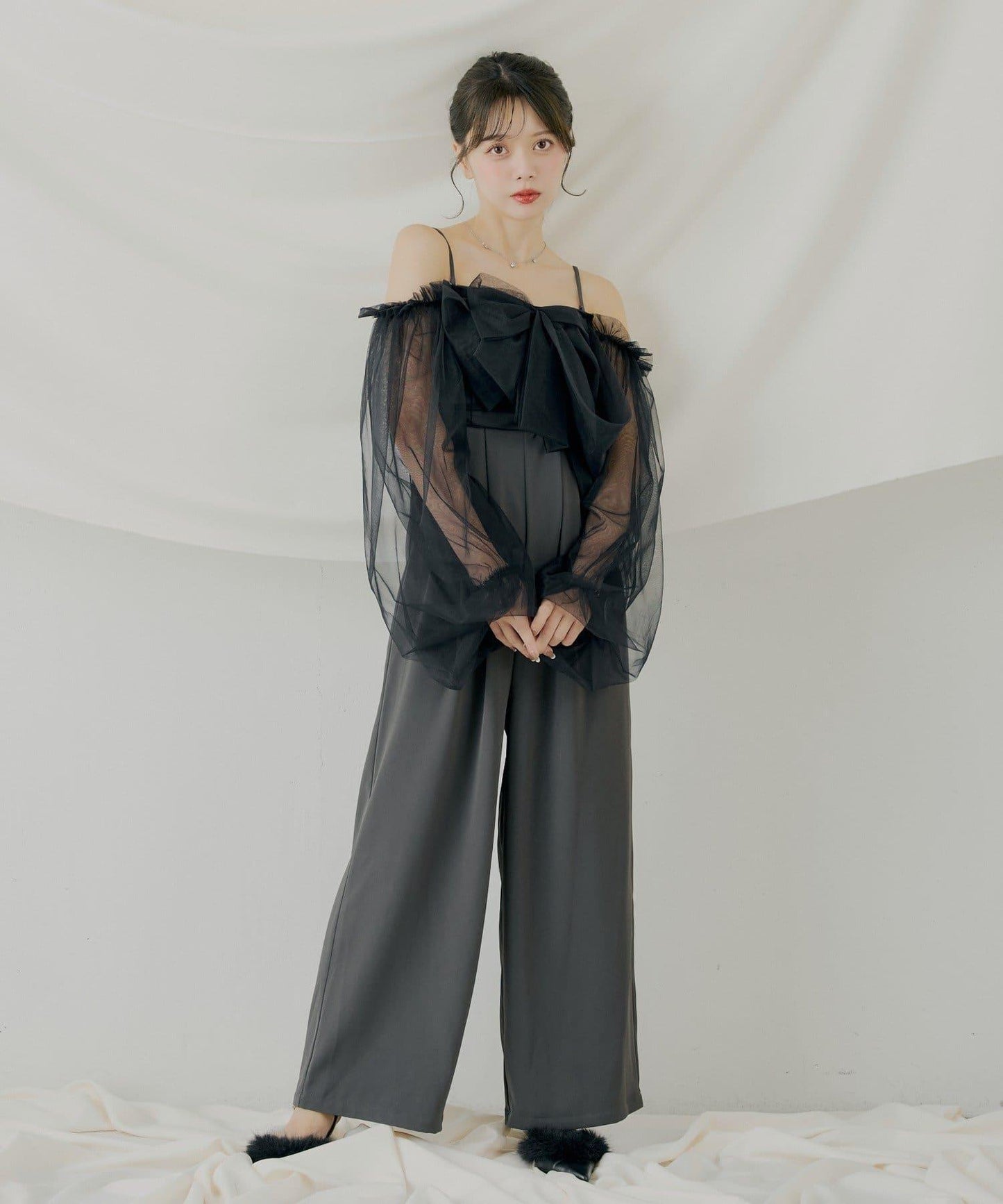 前綁帶拼接連體褲【SALON by Chico】