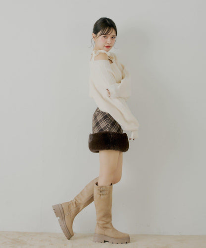 厚底帶扣設計長靴