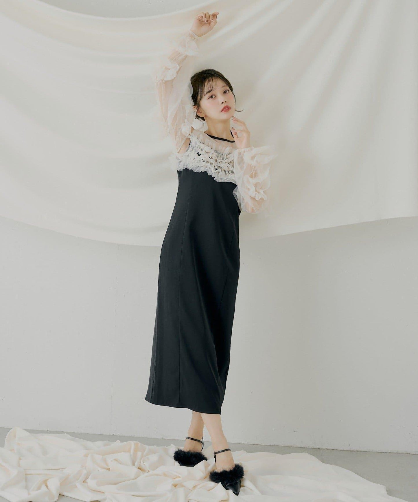 荷葉邊設計修身長款連衣裙【SALON by Chico】