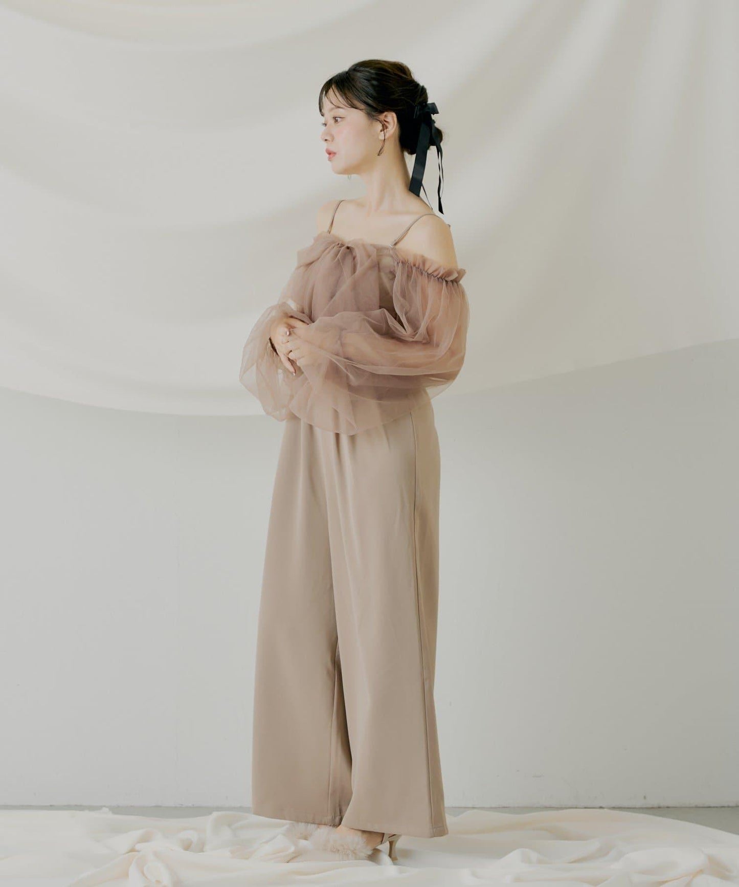 前綁帶拼接連體褲【SALON by Chico】