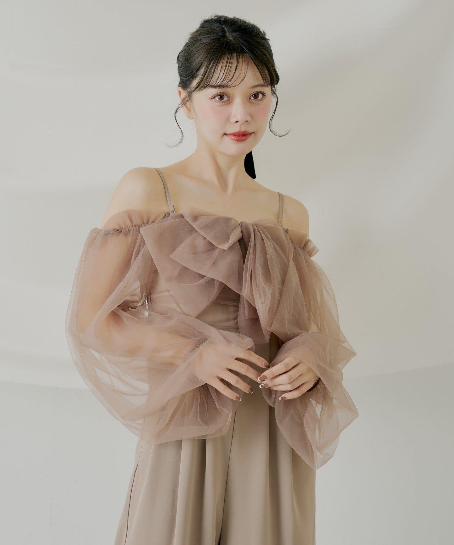 前綁帶拼接連體褲【SALON by Chico】