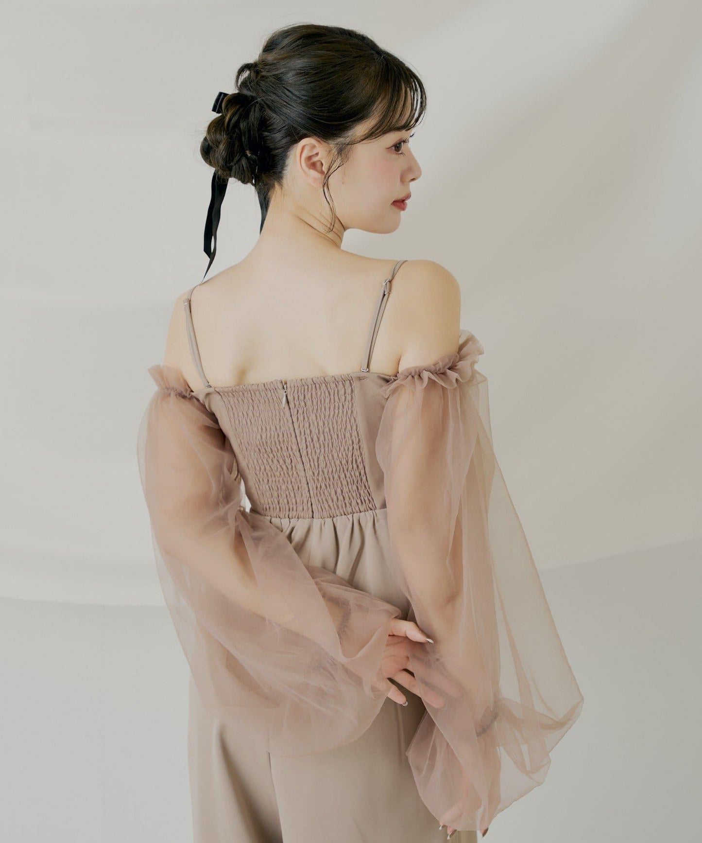 前綁帶拼接連體褲【SALON by Chico】