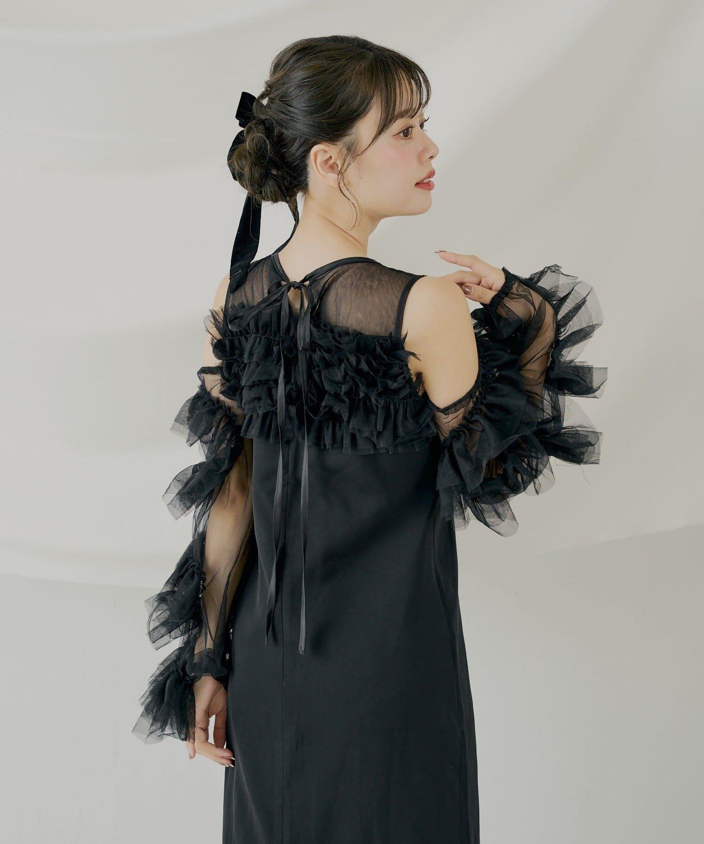 荷葉邊設計修身長款連衣裙【SALON by Chico】