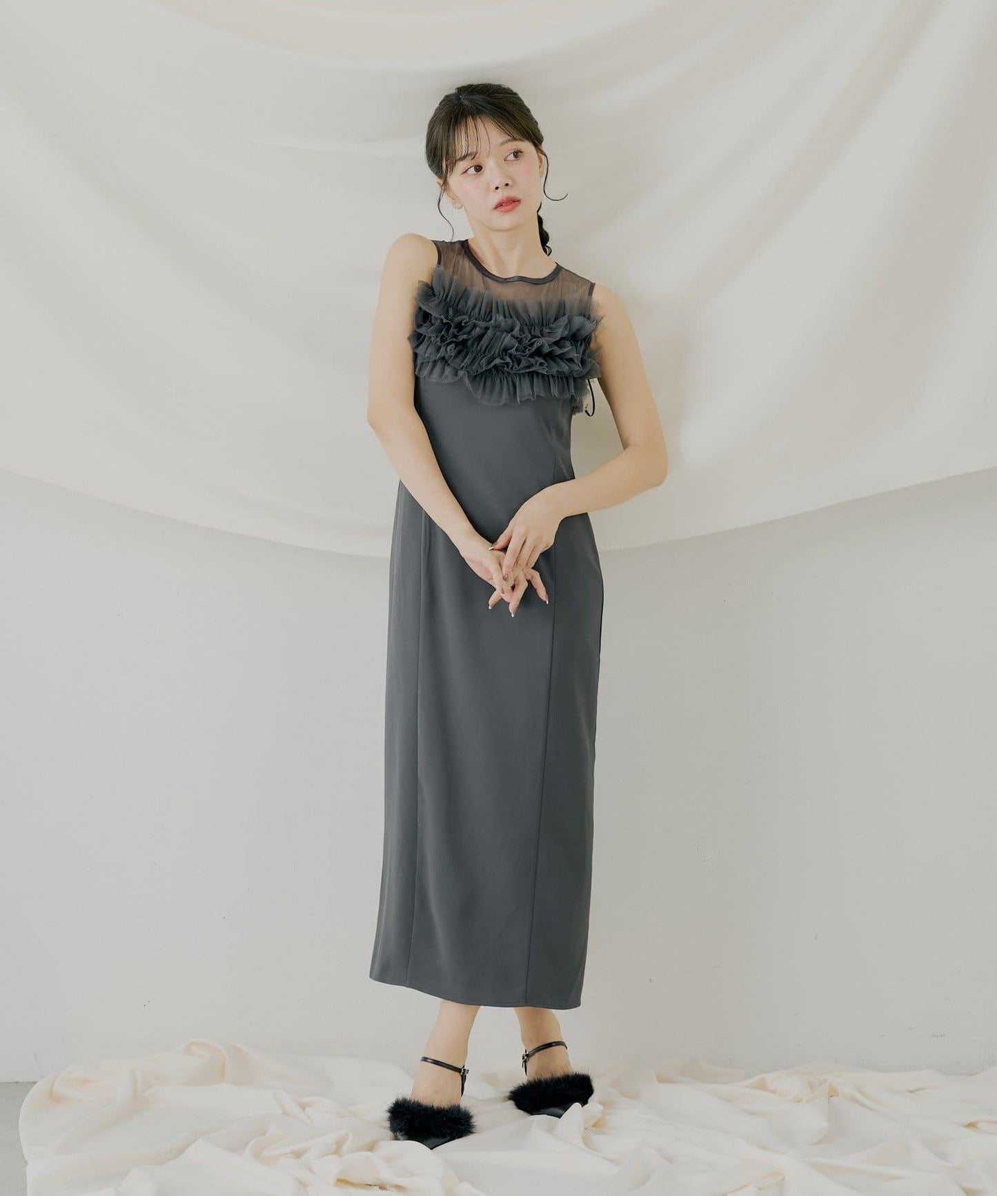 荷葉邊設計修身長款連衣裙【SALON by Chico】