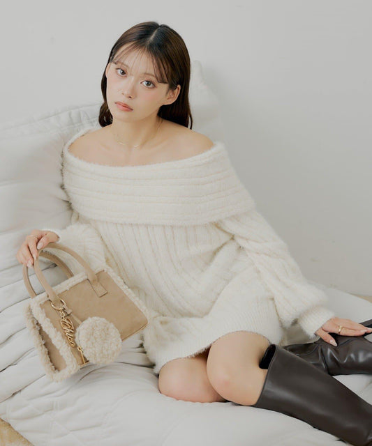 毛絨一字肩迷你連衣裙