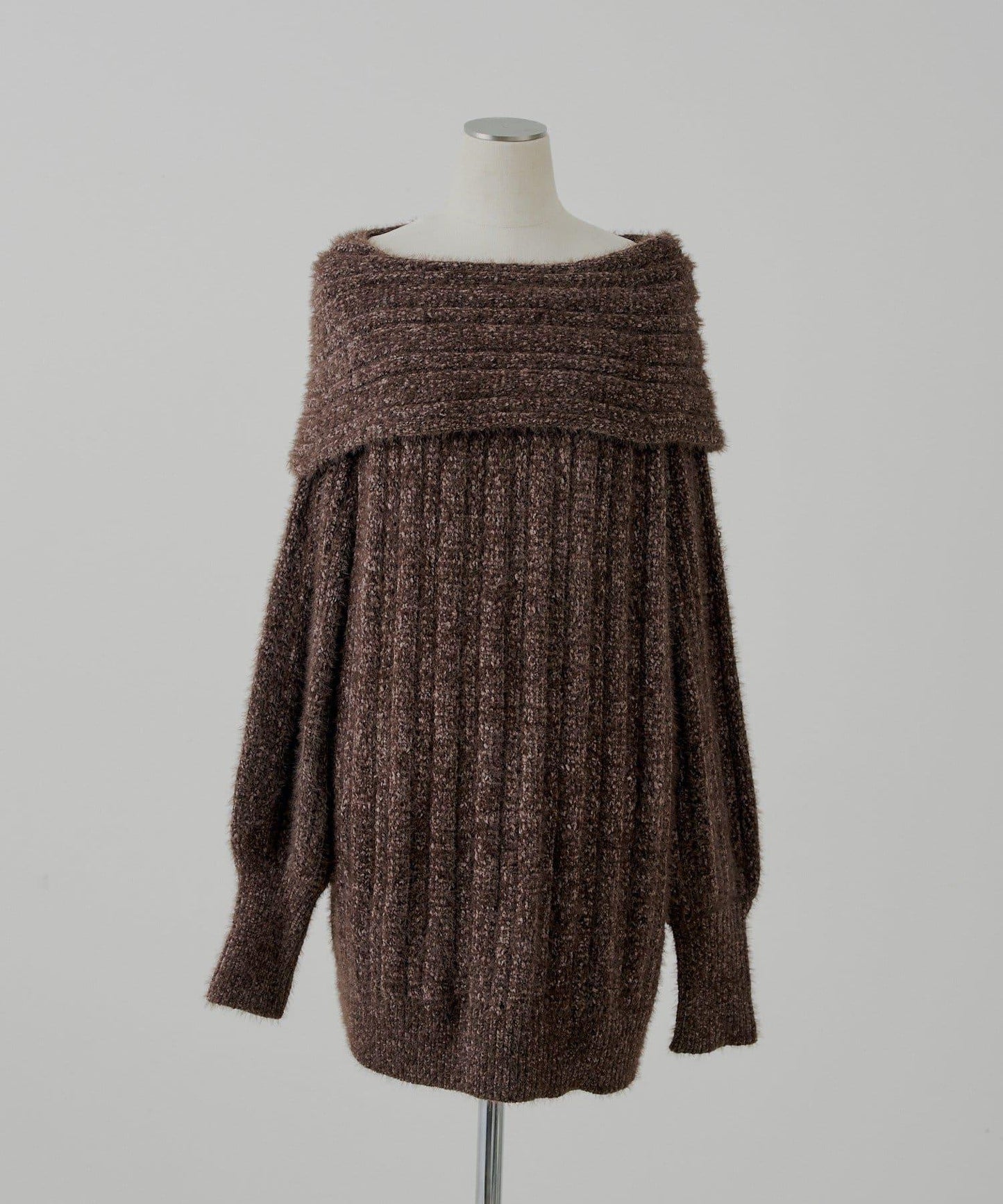 毛絨一字肩迷你連衣裙