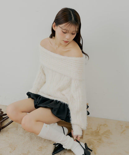 羅紋設計一字肩寬鬆針織衫