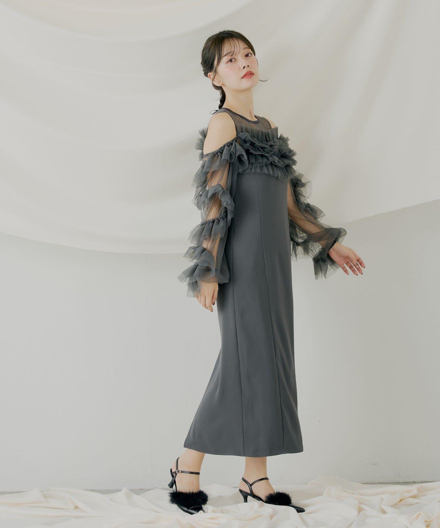 荷葉邊設計修身長款連衣裙【SALON by Chico】