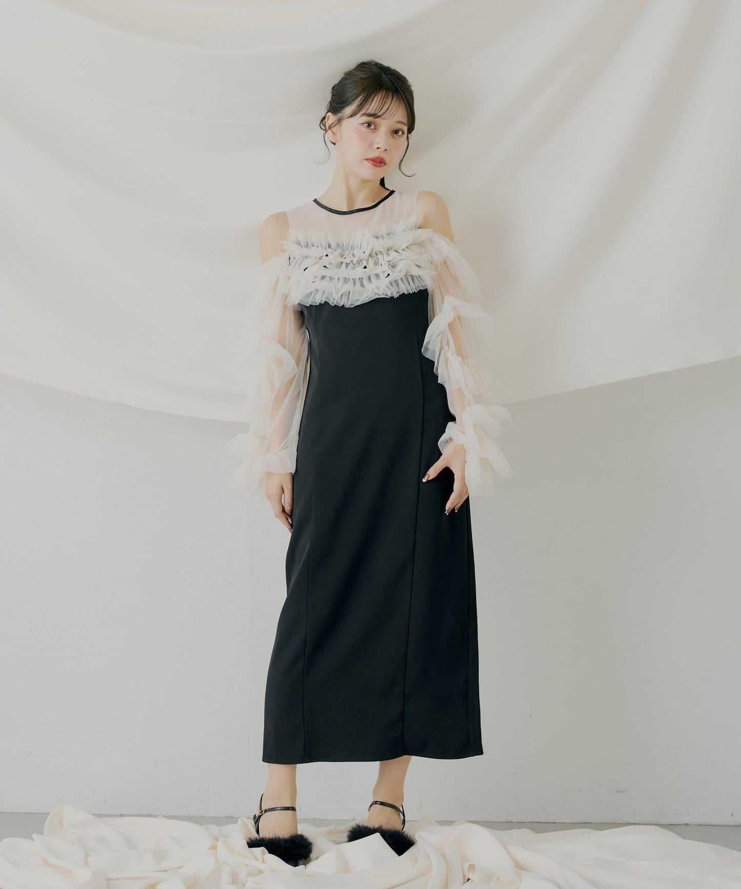 荷葉邊設計修身長款連衣裙【SALON by Chico】