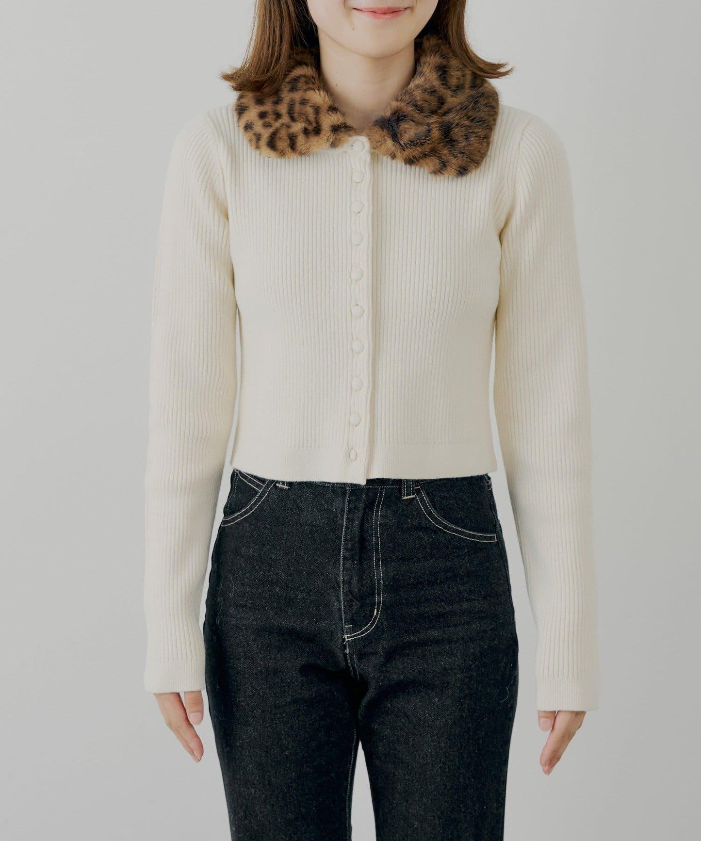 可拆卸毛領修身上衣【SALON by Chico】