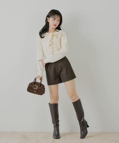 前繫帶珍珠荷葉邊上衣【SALON by Chico】