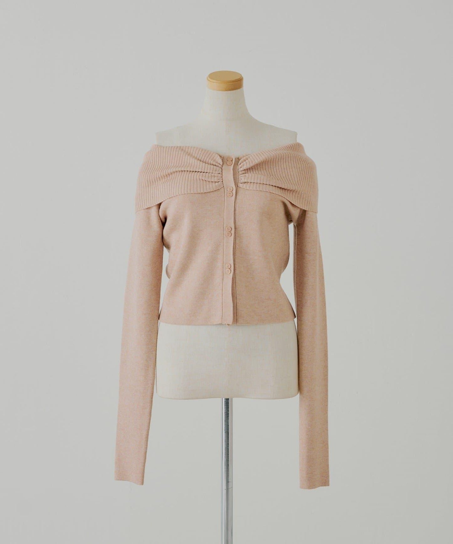 前扣露肩針織衫