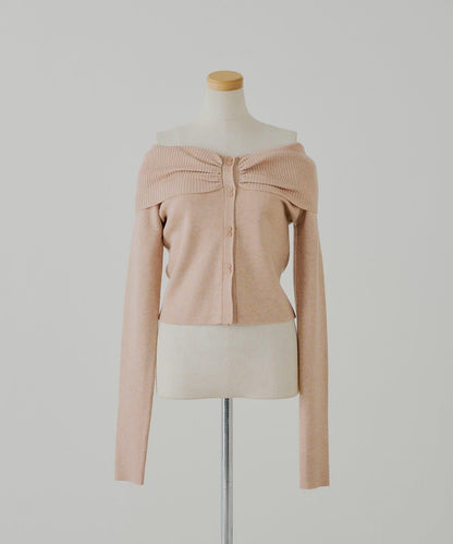 前扣露肩針織衫