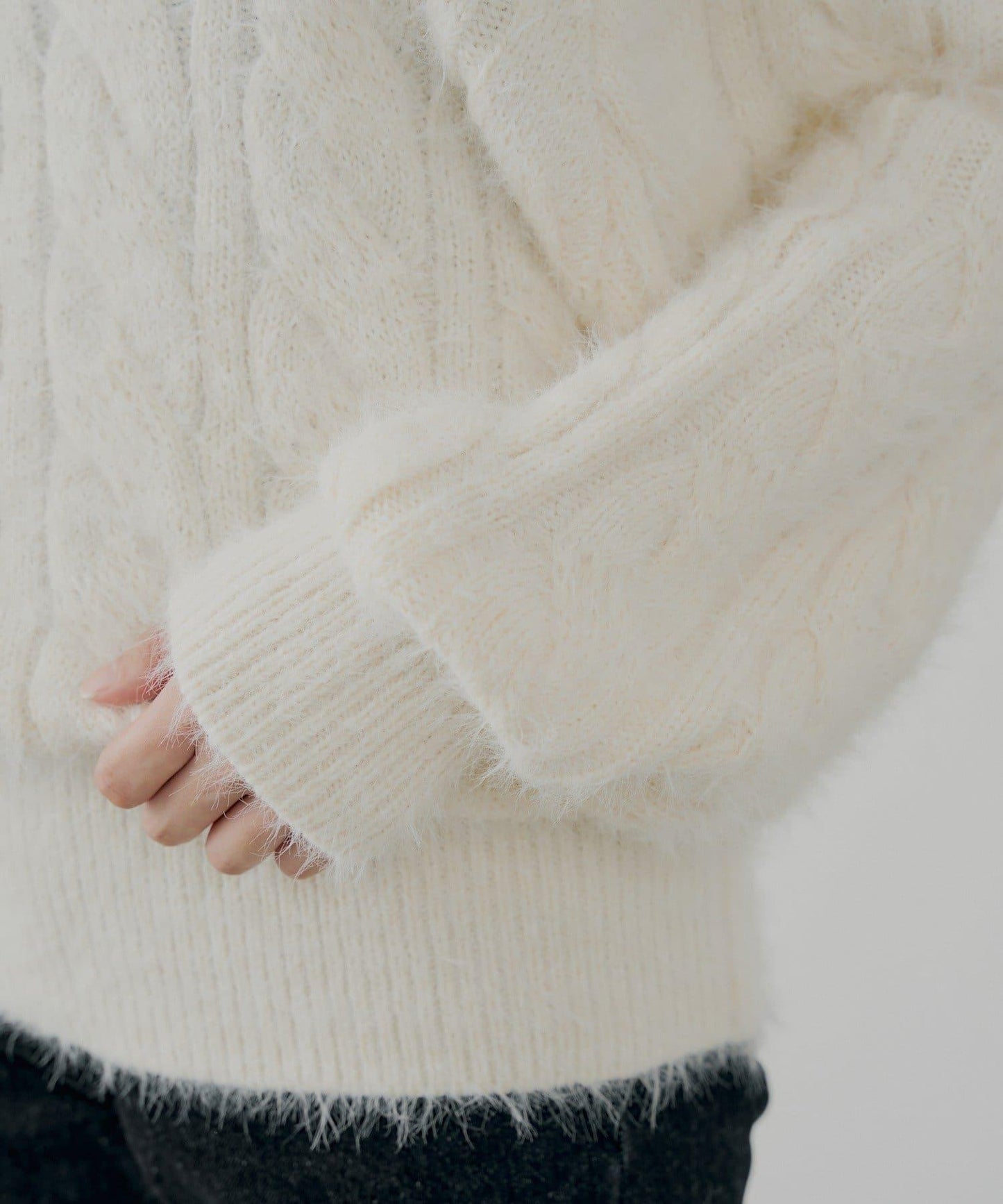 羅紋設計一字肩寬鬆針織衫