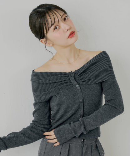 前扣露肩針織衫