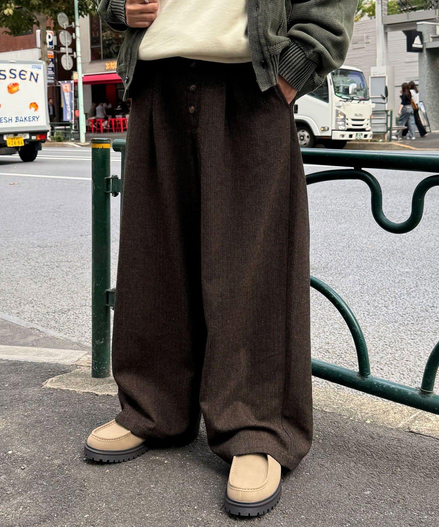 斜紋寬鬆休閒長褲