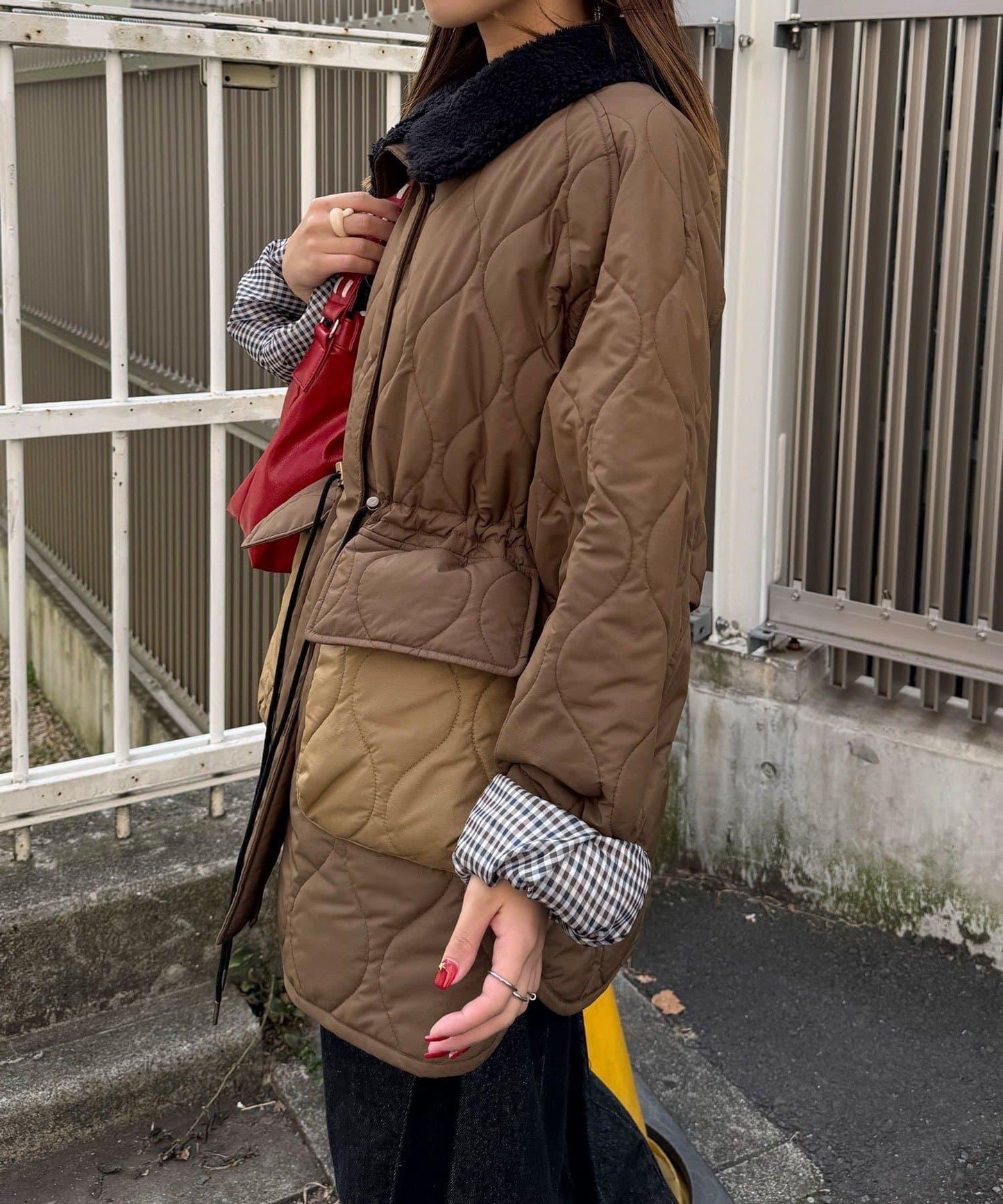 拼接羊羔絨拼色夾棉中長款外套