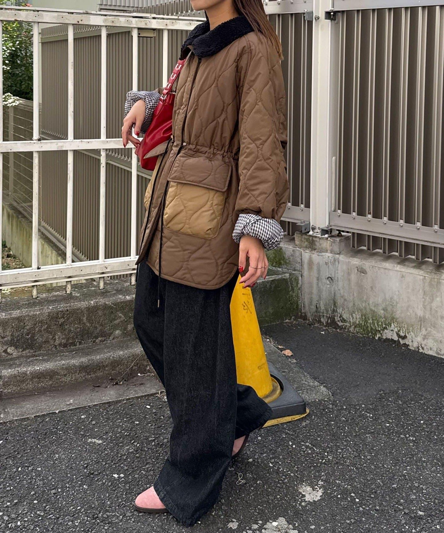 拼接羊羔絨拼色夾棉中長款外套