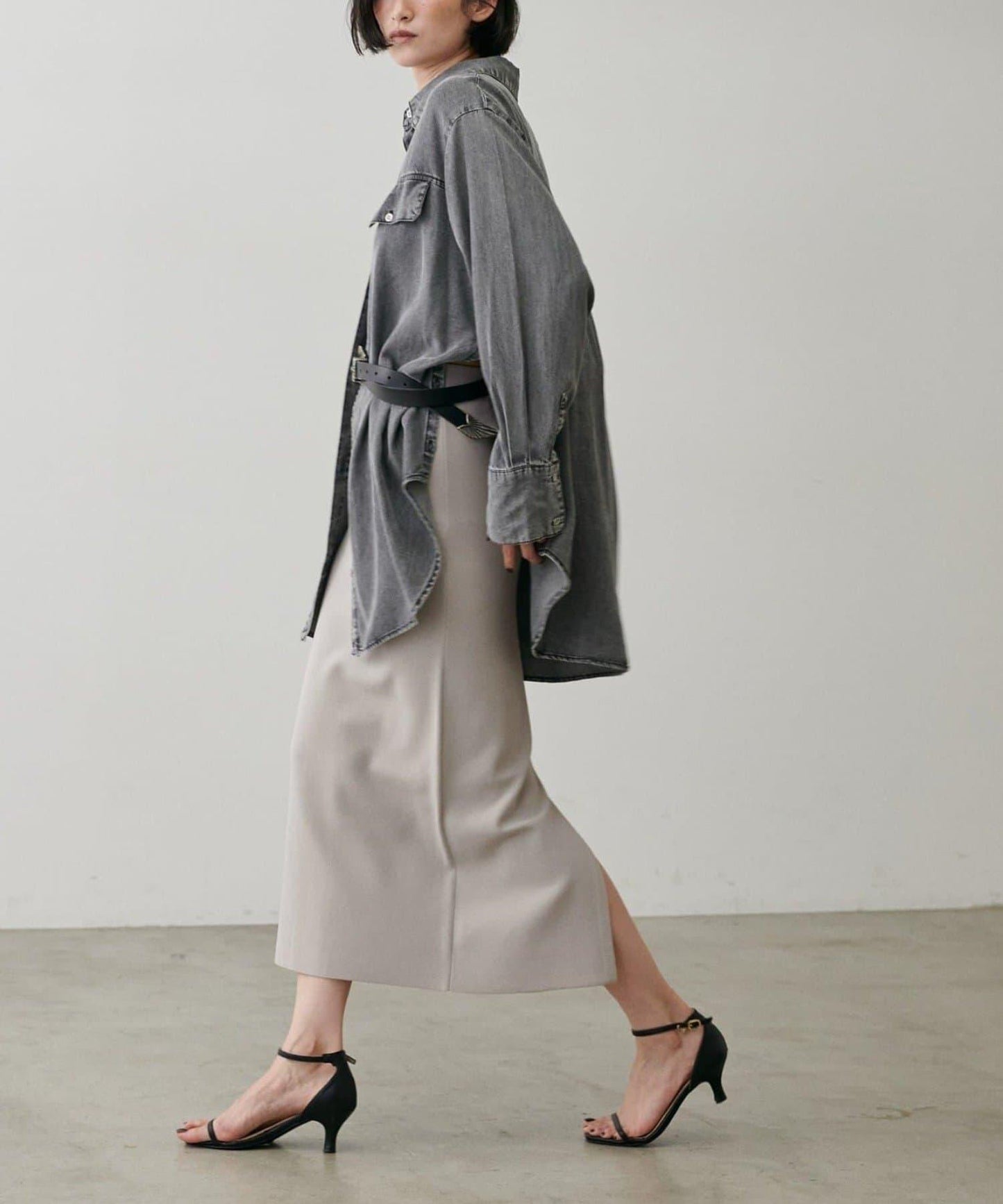 【LARUTA】防紫外線&接觸冷感簡約線條針織半身裙