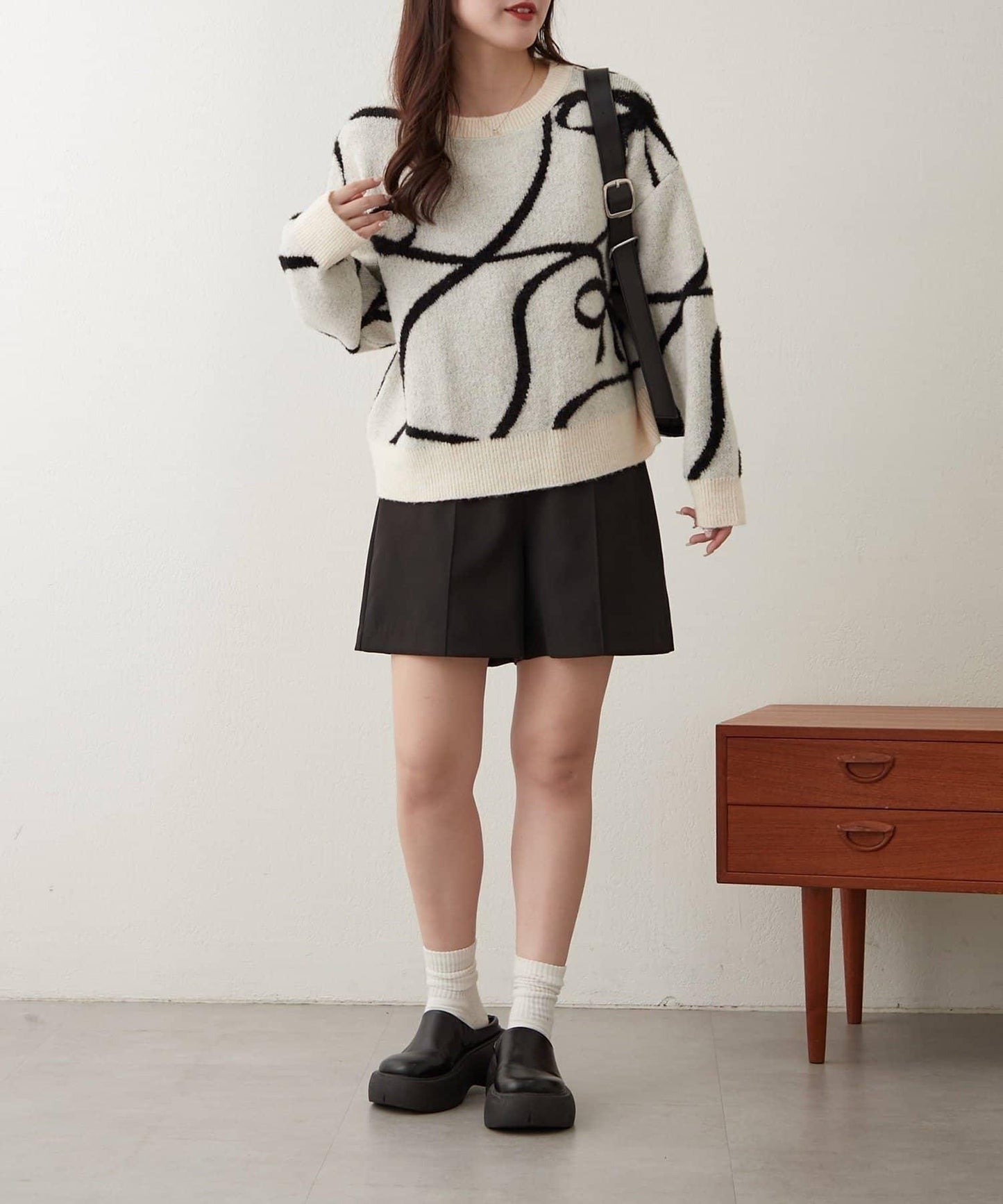 大蝴蝶結圖案針織衫