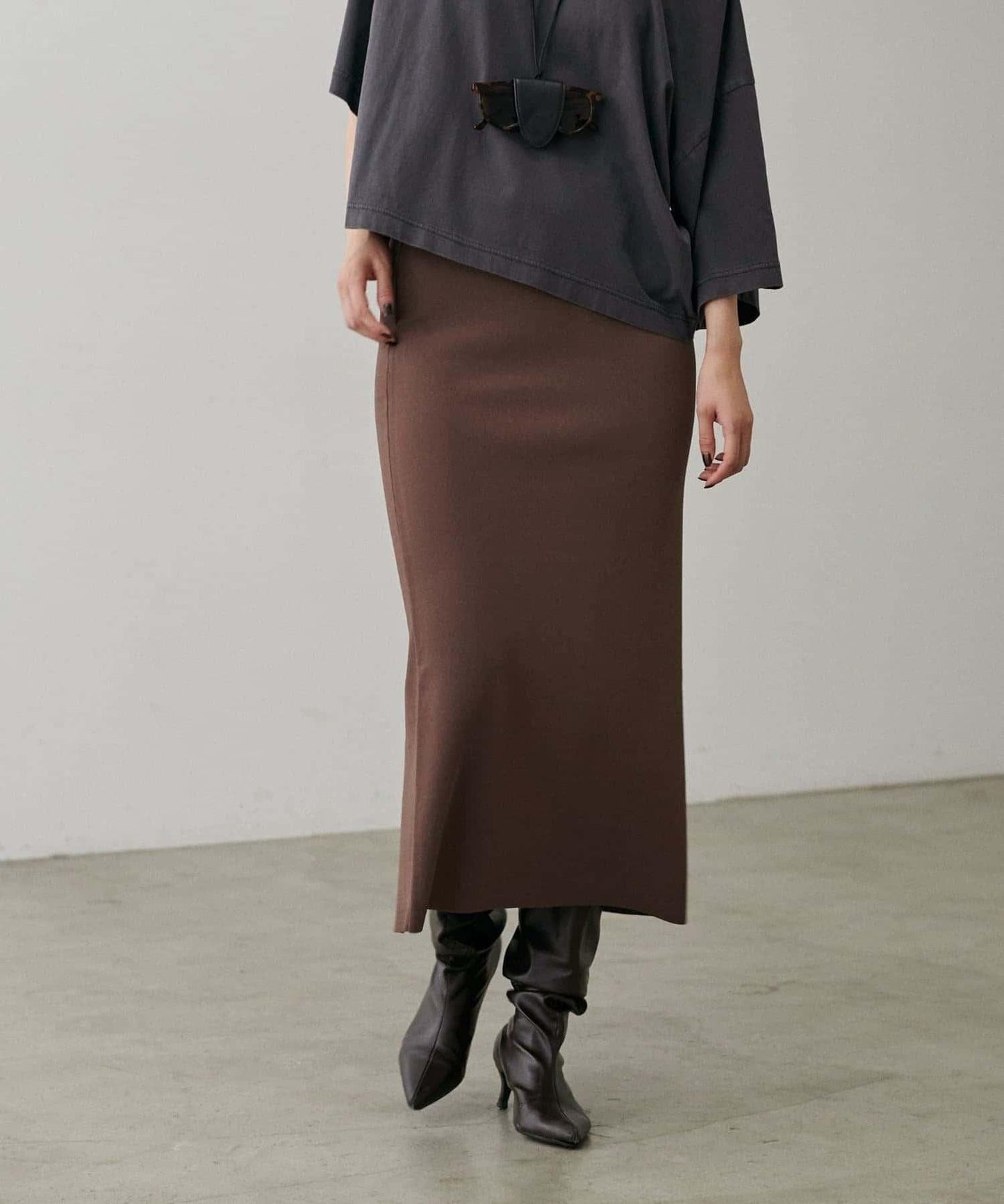 【LARUTA】防紫外線&接觸冷感簡約線條針織半身裙