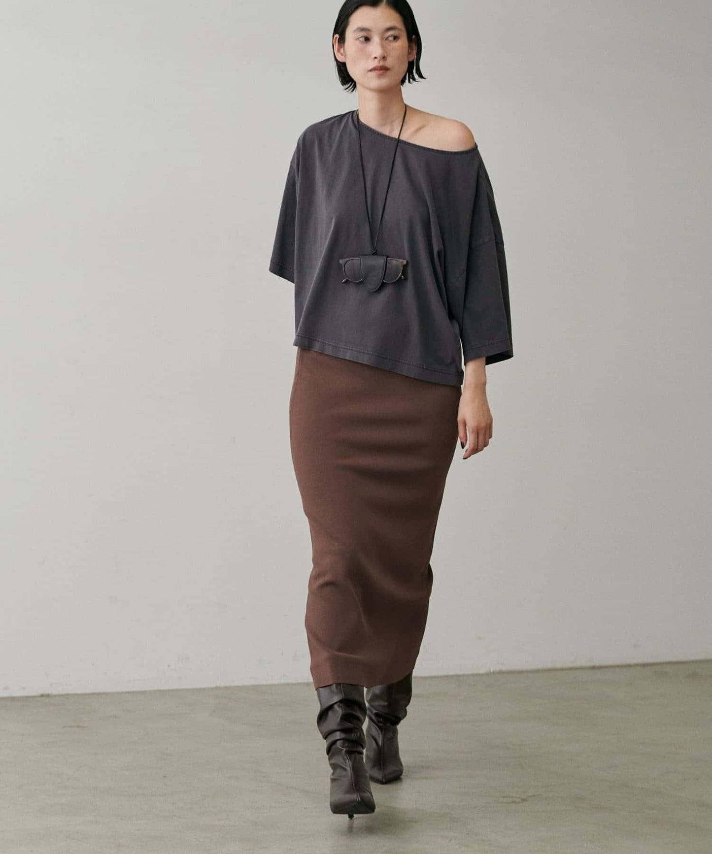 【LARUTA】防紫外線&接觸冷感簡約線條針織半身裙