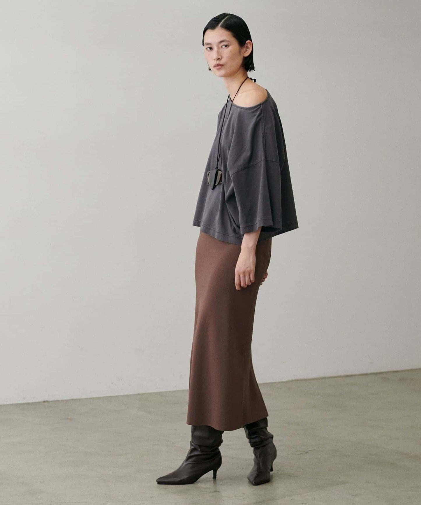 【LARUTA】防紫外線&接觸冷感簡約線條針織半身裙