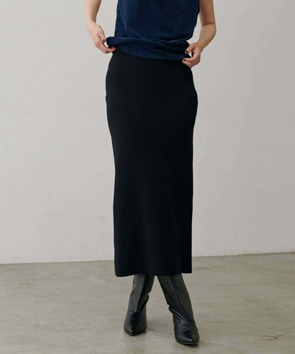 【LARUTA】防紫外線&接觸冷感簡約線條針織半身裙