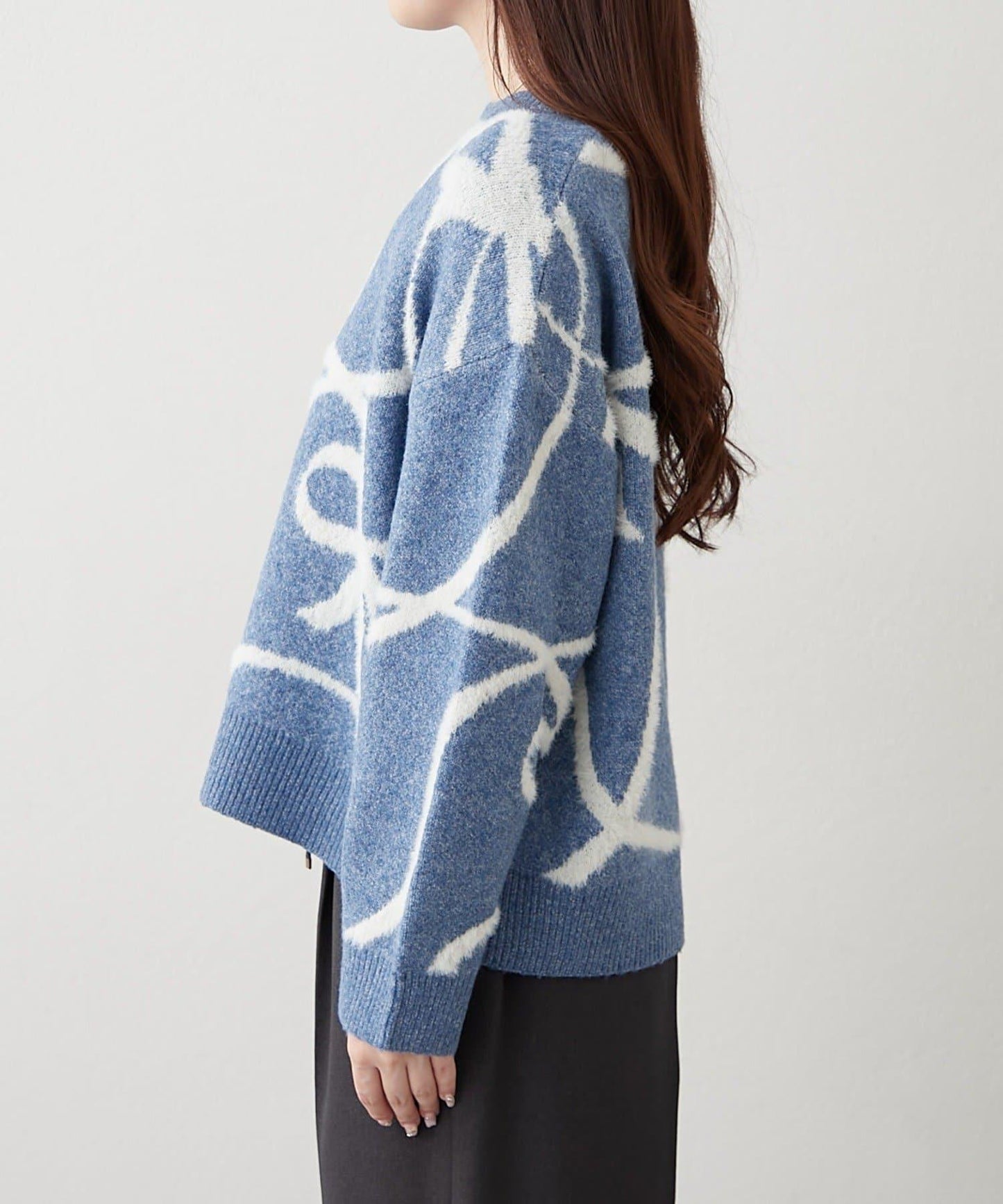 大蝴蝶結圖案針織衫