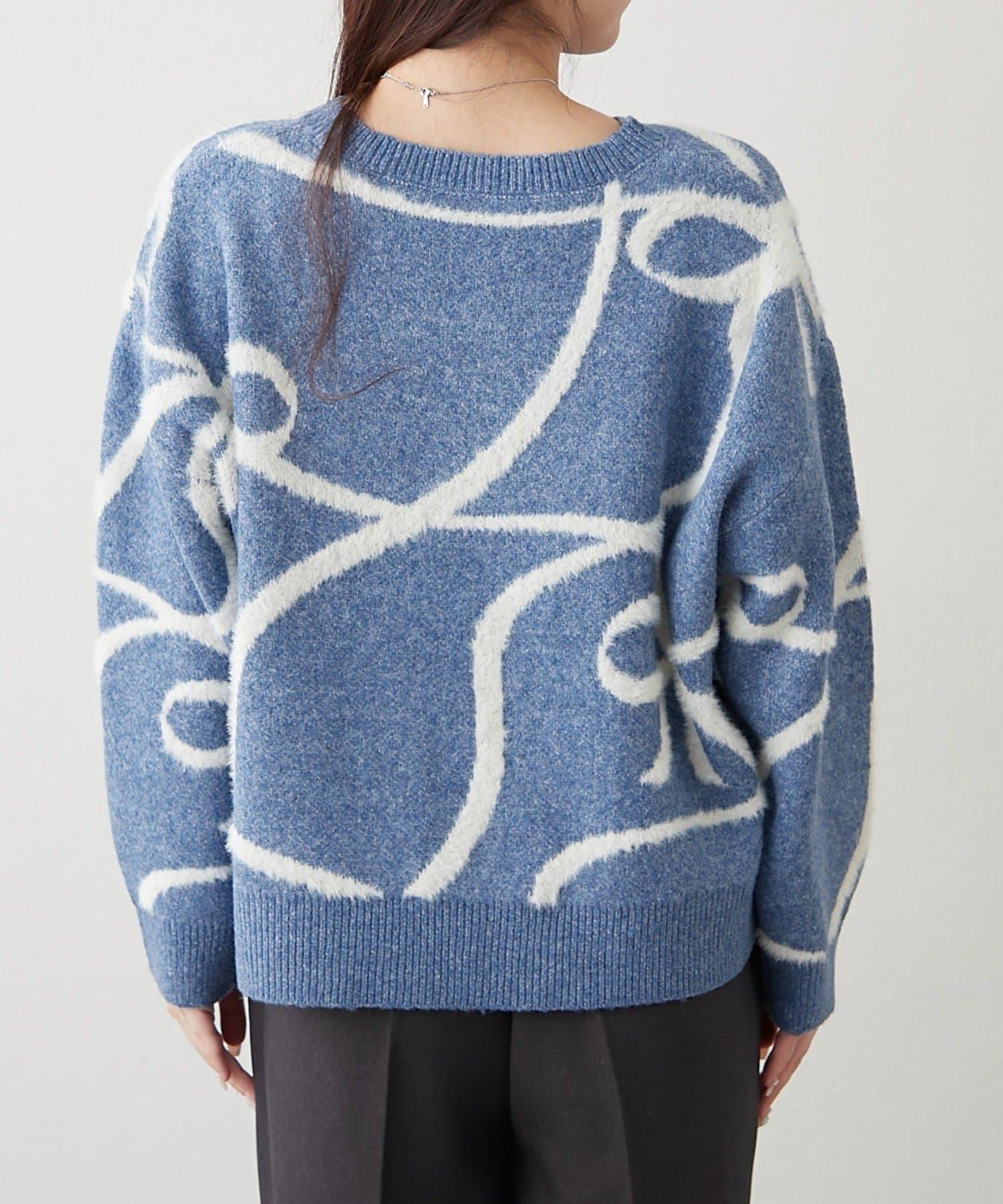 大蝴蝶結圖案針織衫